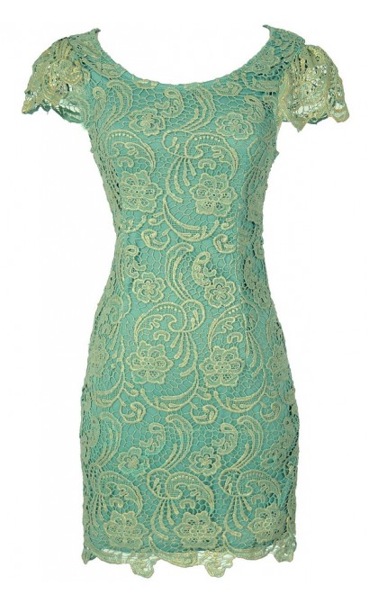 Nila Crochet Lace Capsleeve Pencil Dress in Mint Shimmer
